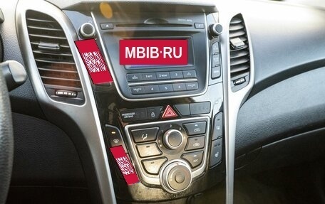 Hyundai i30 II рестайлинг, 2013 год, 849 000 рублей, 15 фотография
