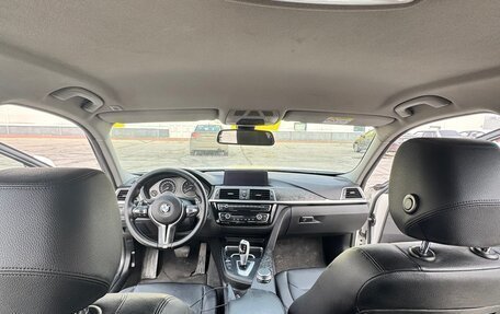 BMW 3 серия, 2016 год, 1 900 000 рублей, 4 фотография