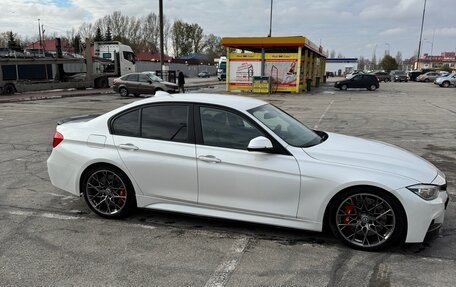 BMW 3 серия, 2016 год, 1 900 000 рублей, 12 фотография