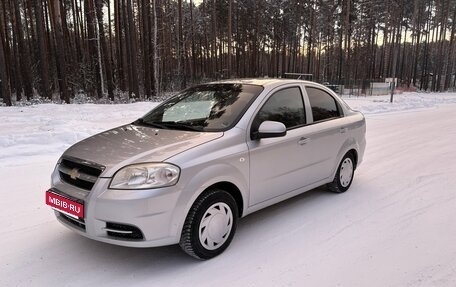 Chevrolet Aveo III, 2011 год, 440 000 рублей, 2 фотография