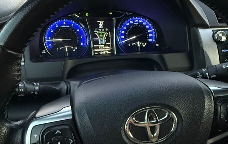 Toyota Camry, 2016 год, 2 090 000 рублей, 14 фотография