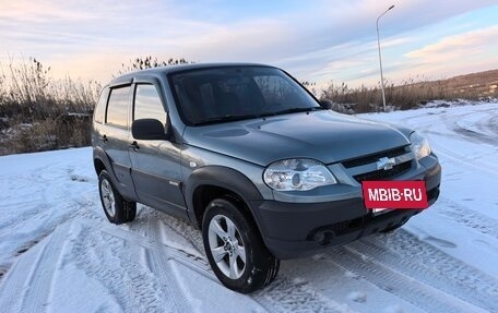Chevrolet Niva I рестайлинг, 2012 год, 615 000 рублей, 2 фотография