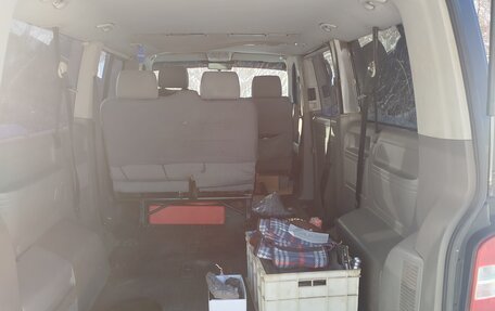 Volkswagen Caravelle T5, 2008 год, 1 270 000 рублей, 6 фотография