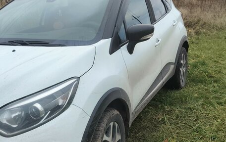 Renault Kaptur I рестайлинг, 2017 год, 920 000 рублей, 5 фотография