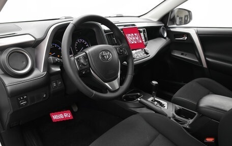 Toyota RAV4, 2018 год, 2 417 000 рублей, 7 фотография