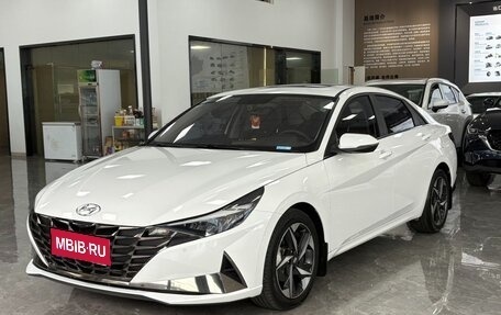 Hyundai Elantra, 2022 год, 1 366 000 рублей, 1 фотография