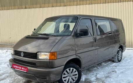 Volkswagen Transporter T4, 2000 год, 650 000 рублей, 2 фотография