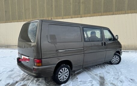 Volkswagen Transporter T4, 2000 год, 650 000 рублей, 3 фотография
