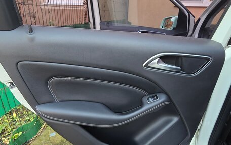 Mercedes-Benz B-Класс, 2012 год, 1 150 000 рублей, 14 фотография