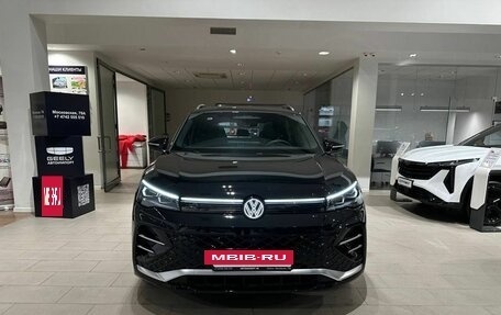 Volkswagen Tiguan, 2025 год, 6 750 000 рублей, 2 фотография