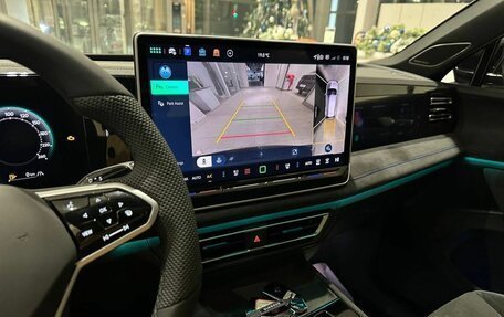 Volkswagen Tiguan, 2025 год, 6 750 000 рублей, 25 фотография