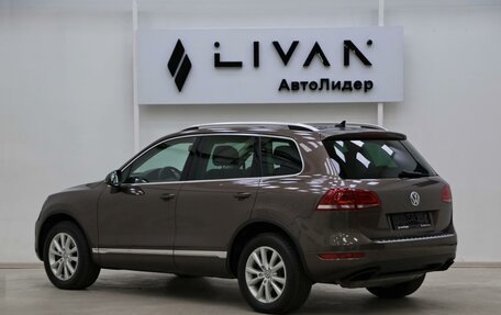 Volkswagen Touareg III, 2013 год, 1 925 000 рублей, 4 фотография