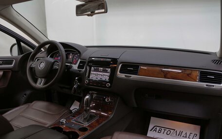 Volkswagen Touareg III, 2013 год, 1 925 000 рублей, 6 фотография