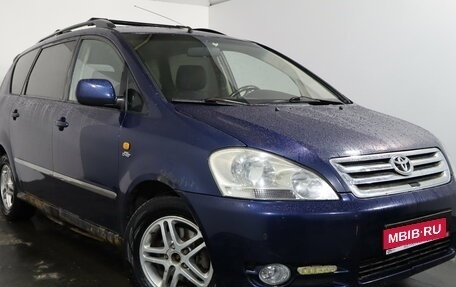 Toyota Avensis Verso I рестайлинг, 2002 год, 429 000 рублей, 1 фотография