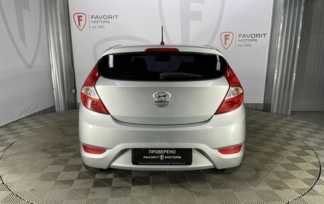 Hyundai Solaris II рестайлинг, 2012 год, 545 000 рублей, 3 фотография