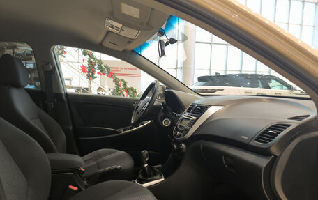 Hyundai Solaris II рестайлинг, 2014 год, 899 000 рублей, 13 фотография