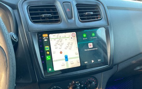 Renault Logan II, 2017 год, 499 999 рублей, 12 фотография