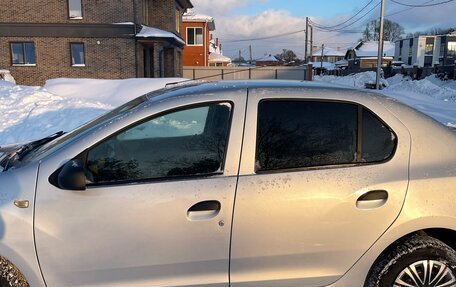 Renault Logan II, 2017 год, 499 999 рублей, 4 фотография