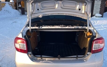 Renault Logan II, 2017 год, 499 999 рублей, 16 фотография