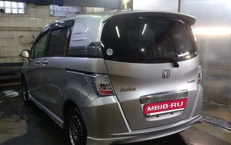 Honda Freed I, 2012 год, 990 000 рублей, 3 фотография