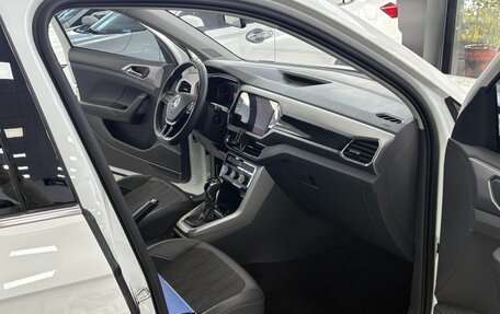 Volkswagen T-Cross I, 2022 год, 1 607 000 рублей, 13 фотография