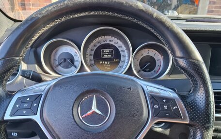 Mercedes-Benz C-Класс, 2012 год, 1 100 000 рублей, 13 фотография