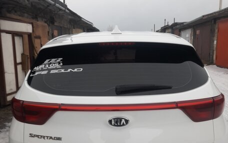 KIA Sportage IV рестайлинг, 2018 год, 2 150 000 рублей, 3 фотография