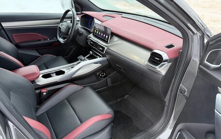 Geely Coolray I, 2022 год, 1 885 000 рублей, 9 фотография