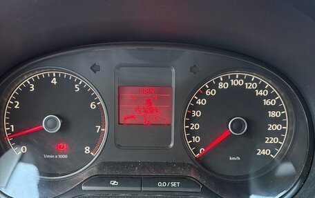 Volkswagen Polo VI (EU Market), 2012 год, 600 000 рублей, 14 фотография