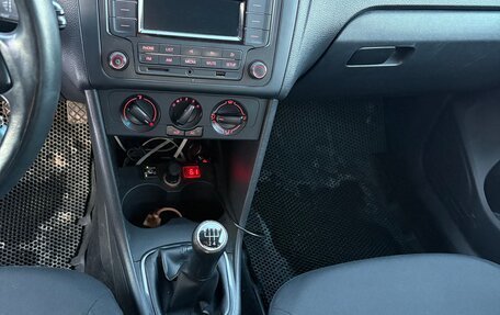 Volkswagen Polo VI (EU Market), 2012 год, 600 000 рублей, 10 фотография