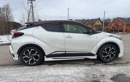 Toyota C-HR I рестайлинг, 2019 год, 2 020 000 рублей, 6 фотография