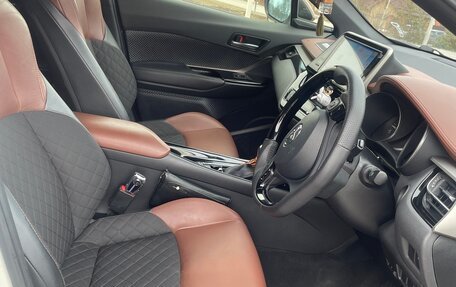 Toyota C-HR I рестайлинг, 2019 год, 2 020 000 рублей, 12 фотография