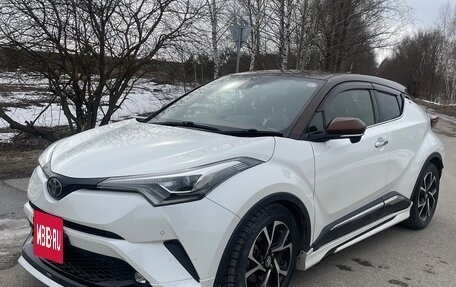 Toyota C-HR I рестайлинг, 2019 год, 2 020 000 рублей, 2 фотография