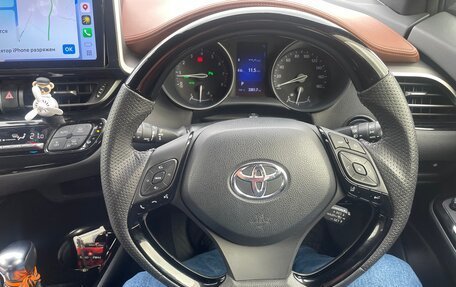 Toyota C-HR I рестайлинг, 2019 год, 2 020 000 рублей, 19 фотография