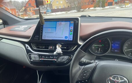 Toyota C-HR I рестайлинг, 2019 год, 2 020 000 рублей, 20 фотография