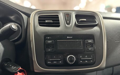 Renault Logan II, 2021 год, 599 000 рублей, 20 фотография