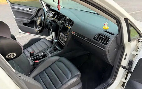 Volkswagen Golf VII, 2014 год, 1 360 586 рублей, 11 фотография