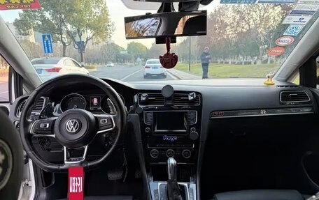 Volkswagen Golf VII, 2014 год, 1 360 586 рублей, 8 фотография