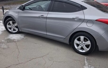 Hyundai Elantra V, 2013 год, 1 050 000 рублей, 4 фотография