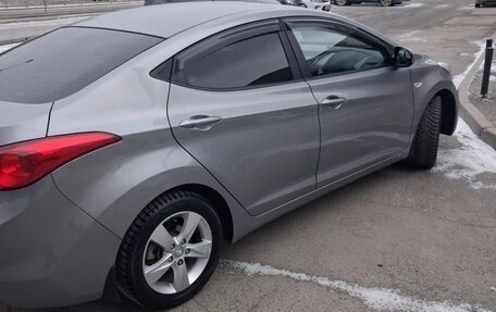 Hyundai Elantra V, 2013 год, 1 050 000 рублей, 2 фотография