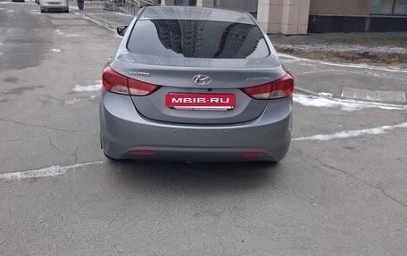 Hyundai Elantra V, 2013 год, 1 050 000 рублей, 3 фотография