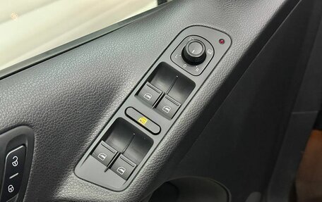 Volkswagen Tiguan I, 2015 год, 1 799 000 рублей, 9 фотография