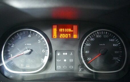 Renault Duster I рестайлинг, 2012 год, 750 000 рублей, 16 фотография