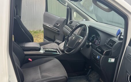 Toyota Vellfire I, 2012 год, 3 100 000 рублей, 6 фотография