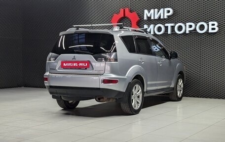 Mitsubishi Outlander III рестайлинг 3, 2010 год, 1 060 000 рублей, 4 фотография