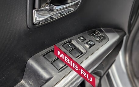 Mitsubishi Outlander III рестайлинг 3, 2010 год, 1 060 000 рублей, 19 фотография