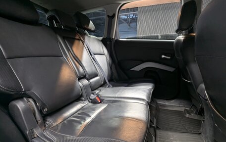 Mitsubishi Outlander III рестайлинг 3, 2010 год, 1 060 000 рублей, 30 фотография