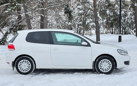 Volkswagen Golf VI, 2011 год, 850 000 рублей, 2 фотография