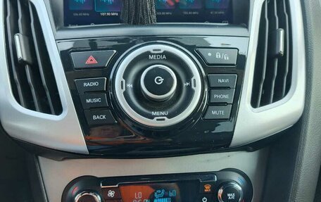 Ford Focus III, 2012 год, 800 000 рублей, 10 фотография