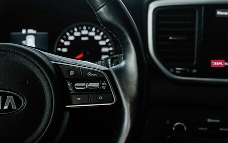 KIA Sportage IV рестайлинг, 2021 год, 2 400 000 рублей, 17 фотография